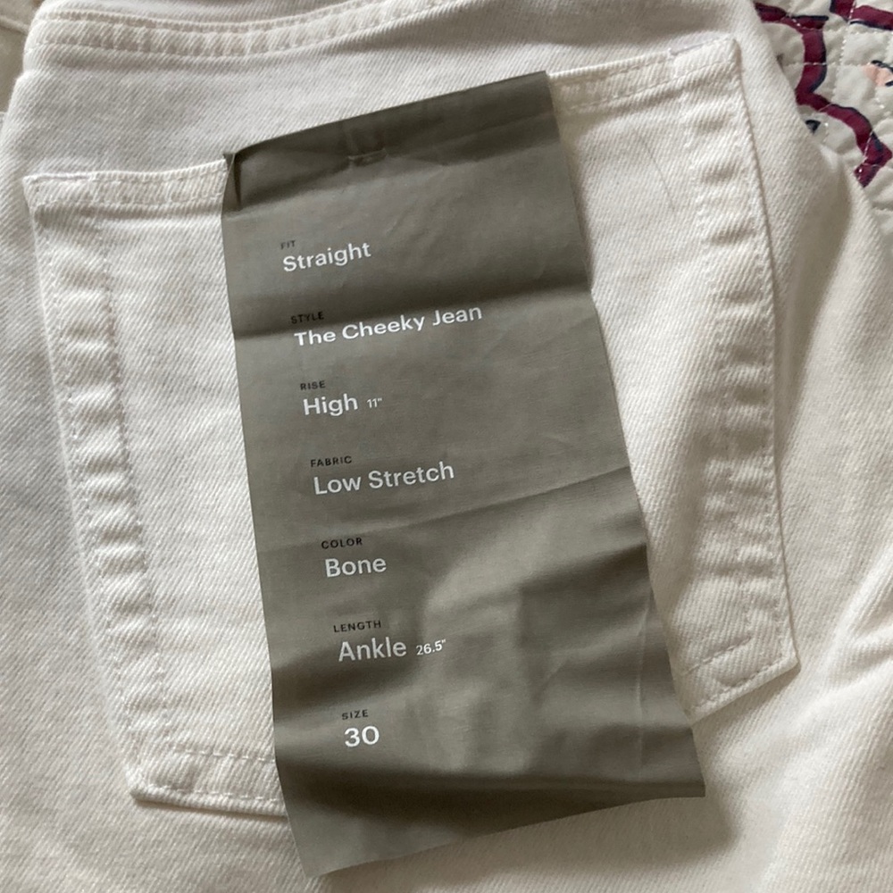 Everlane white cheeky jeans